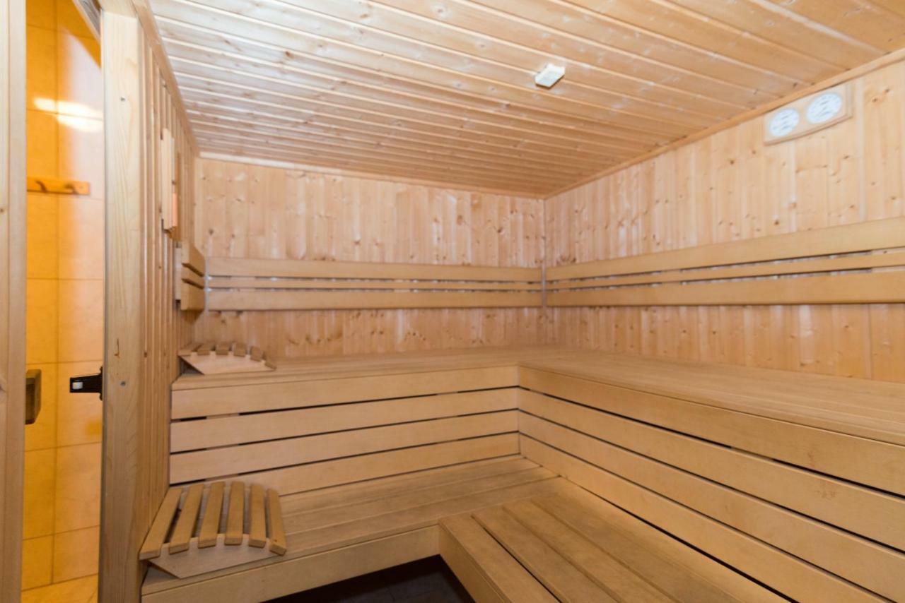 Dwupoziomowy, Duzy Z Garazem I Sauna